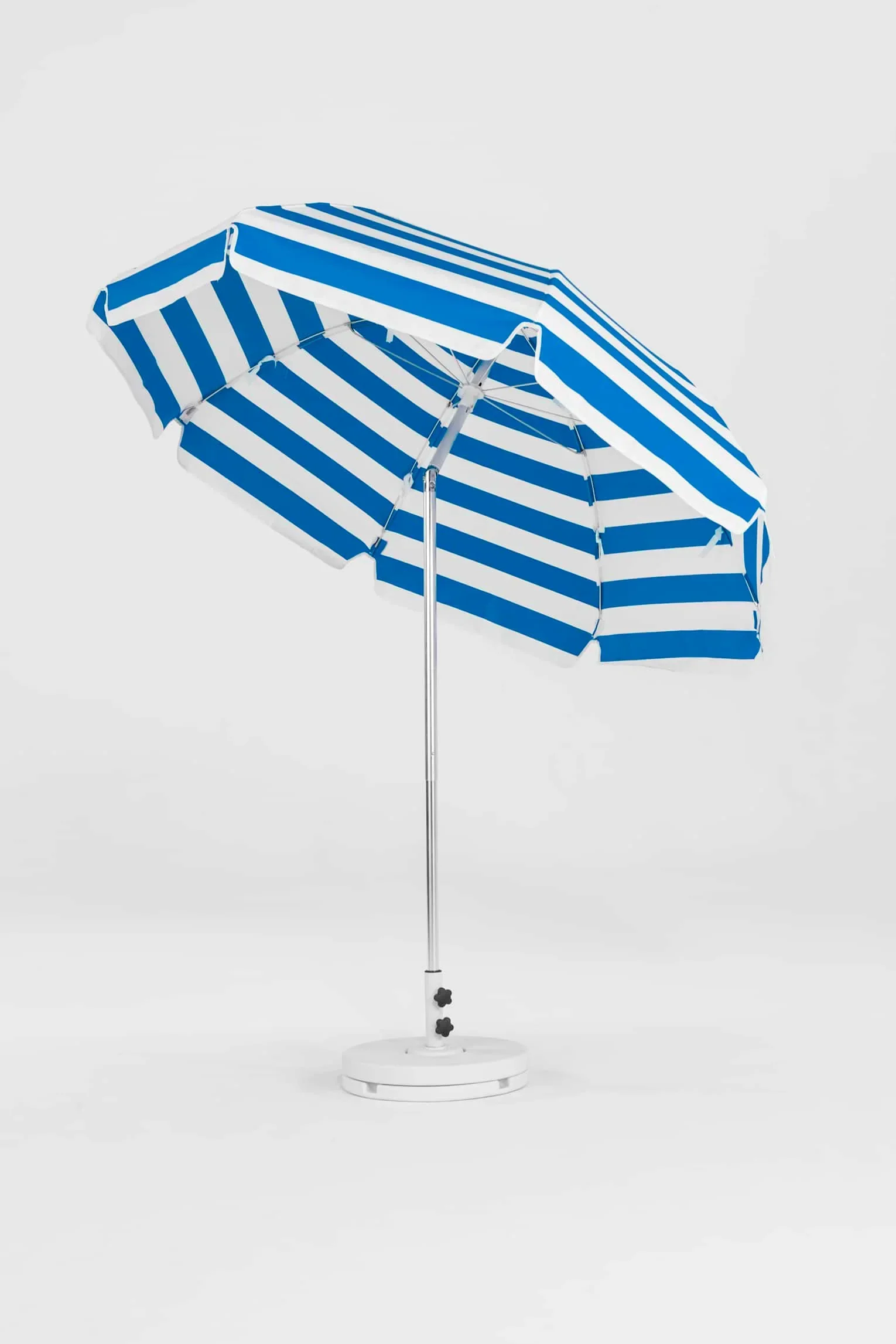Frankford Laurel 7.5 Foot Octagon Steel Silver Anodized Market Umbrella – Auto Tilt - Image 4