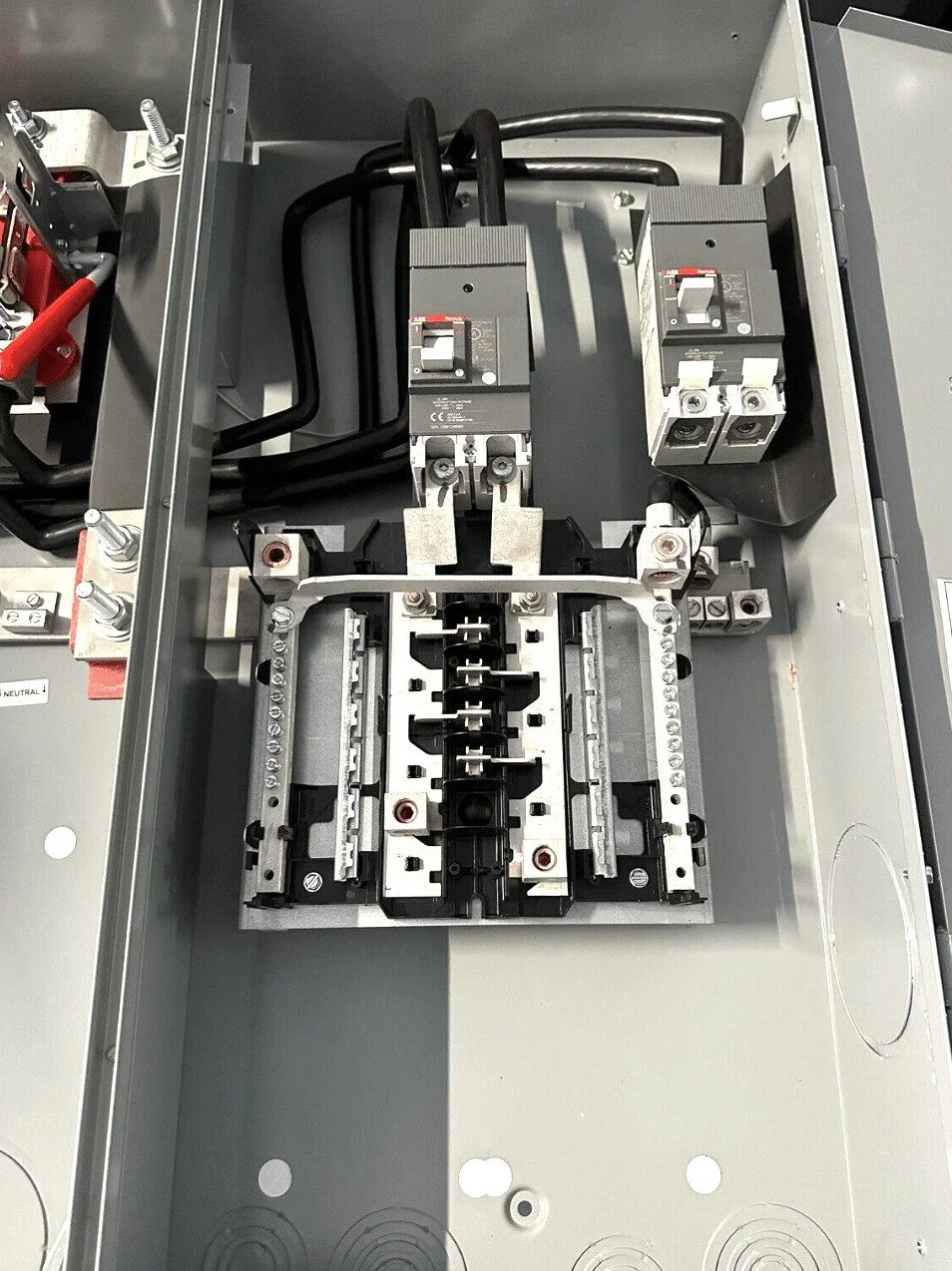 Midwest 400 Amp Ring Type All-In-One Load Center House Panel – 8/8 Distribution, 120/240V - Image 3